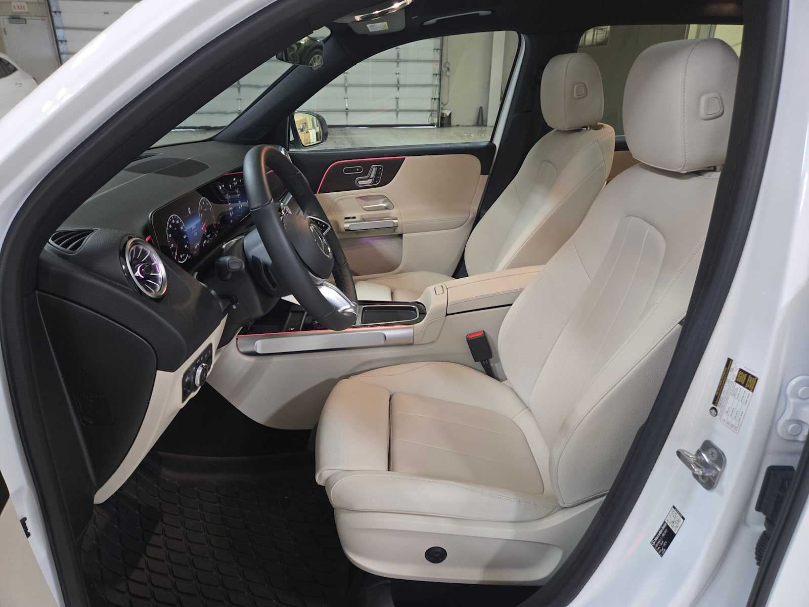 2026 Mercedes-Benz GLB 250 4MATIC® SUV