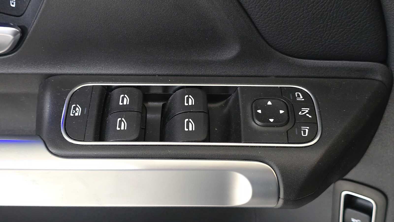 2026 Mercedes-Benz GLB 250 4MATIC® SUV