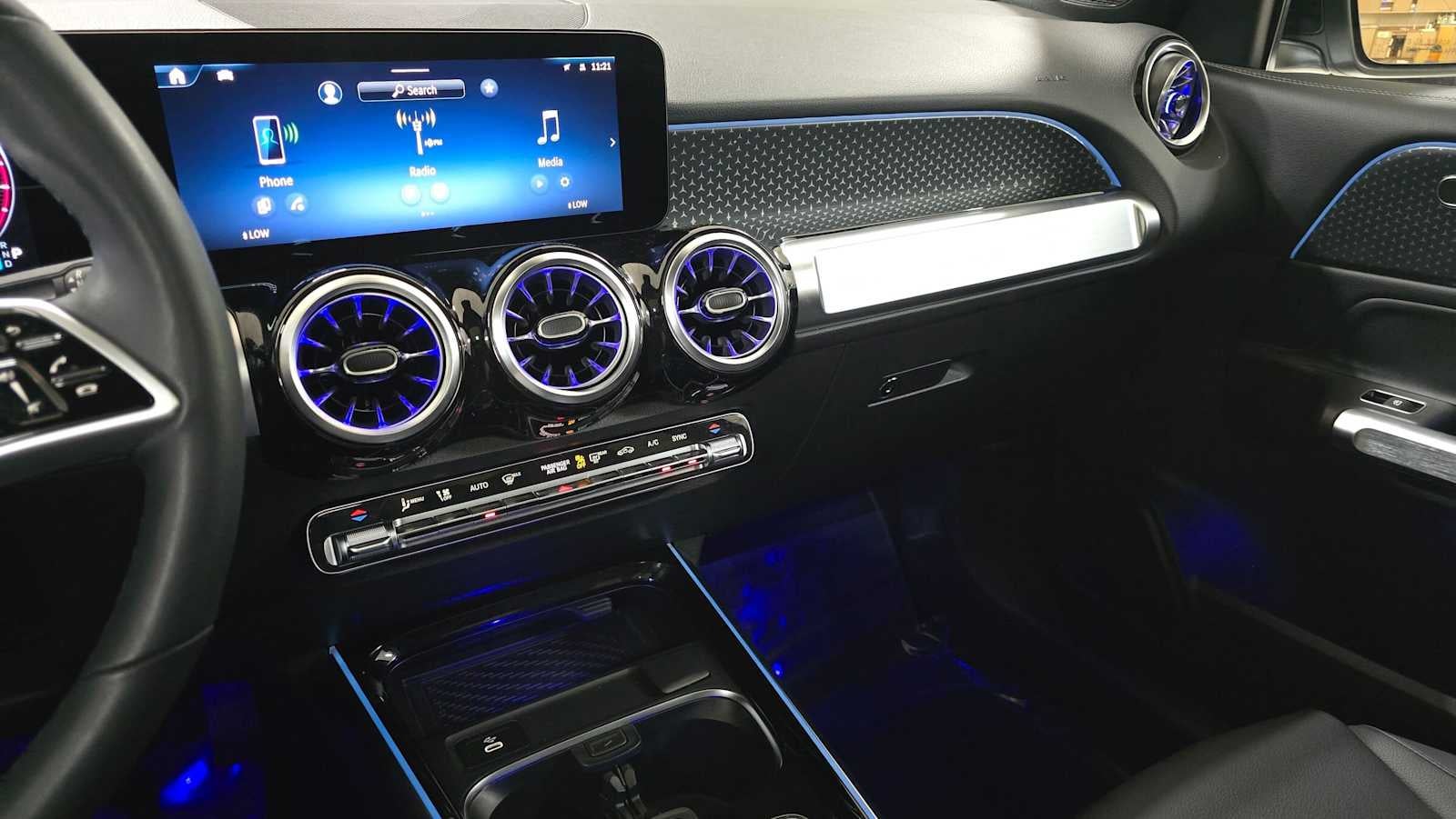 2026 Mercedes-Benz GLB 250 4MATIC® SUV