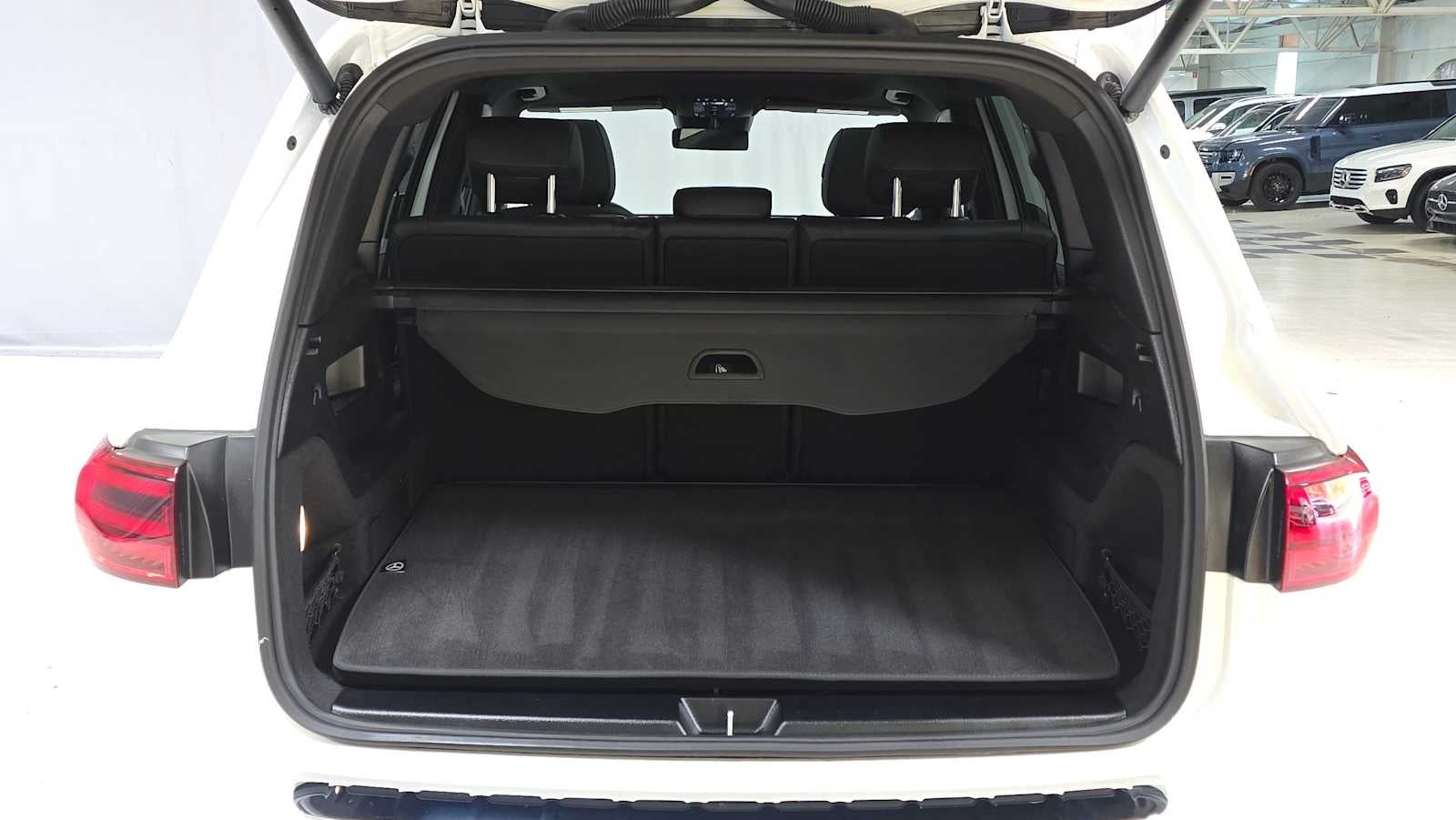 2025 Mercedes-Benz GLB GLB 250