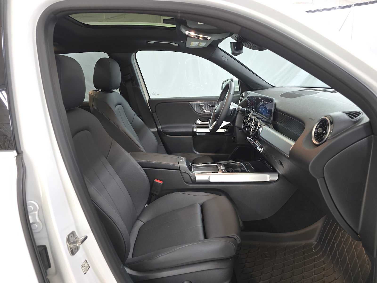 2026 Mercedes-Benz GLB 250 4MATIC® SUV