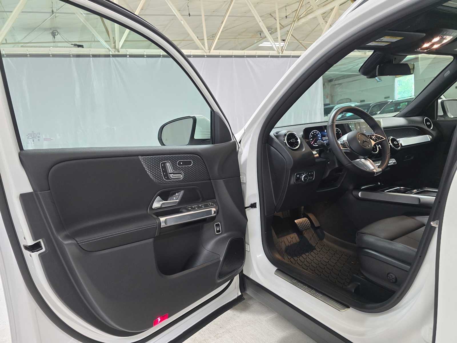 2026 Mercedes-Benz GLB 250 4MATIC® SUV