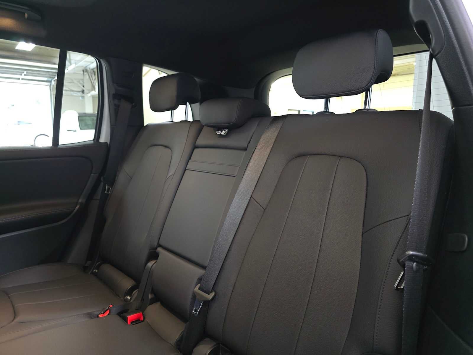 2026 Mercedes-Benz GLB 250 4MATIC® SUV