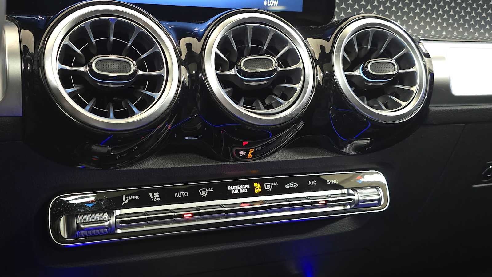 2026 Mercedes-Benz GLB 250 4MATIC® SUV