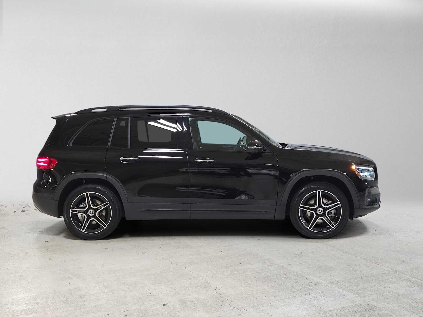 2026 Mercedes-Benz GLB 250 4MATIC® SUV