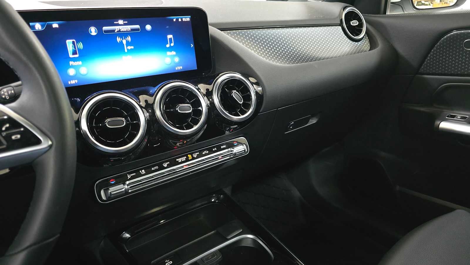 2026 Mercedes-Benz GLA 250 4MATIC® SUV