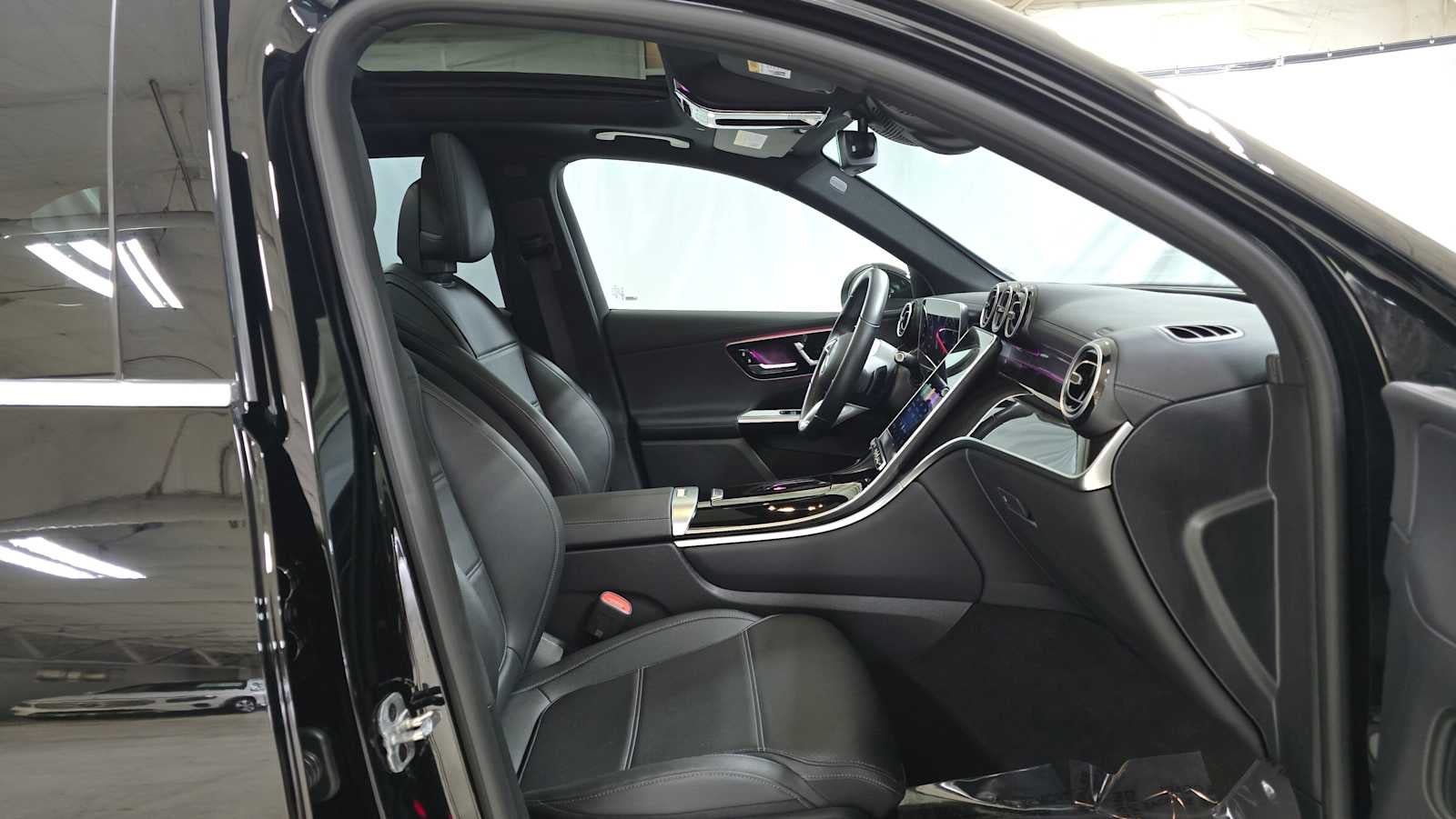 2025 Mercedes-Benz GLC 300 GLC 300