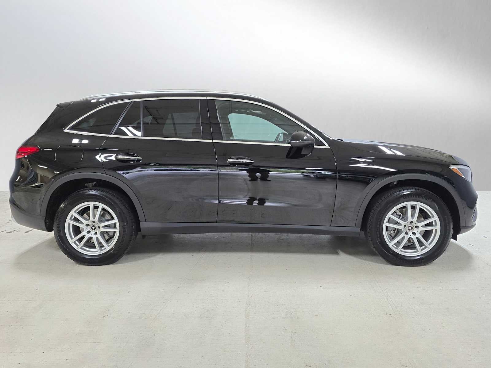 2025 Mercedes-Benz GLC 300 GLC 300