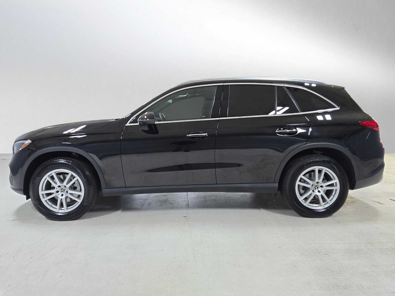 2025 Mercedes-Benz GLC 300 GLC 300