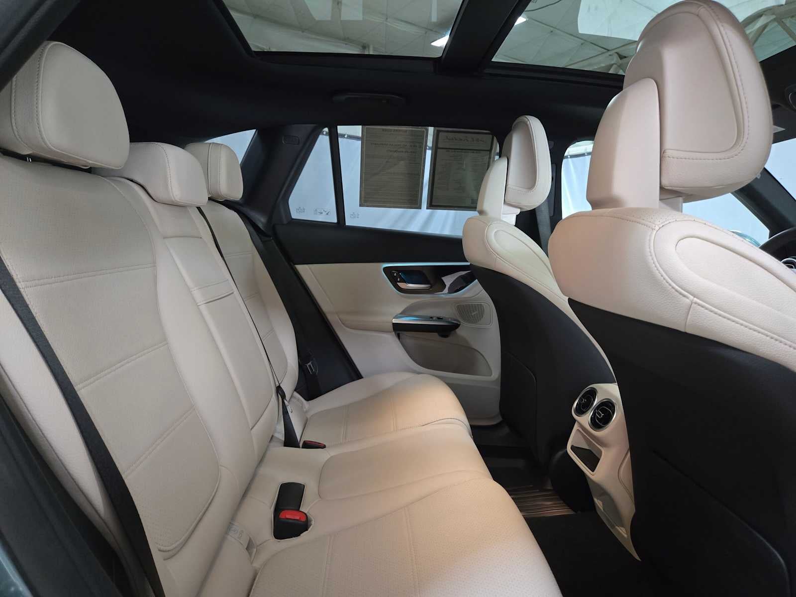 2026 Mercedes-Benz GLC 300 4MATIC® SUV