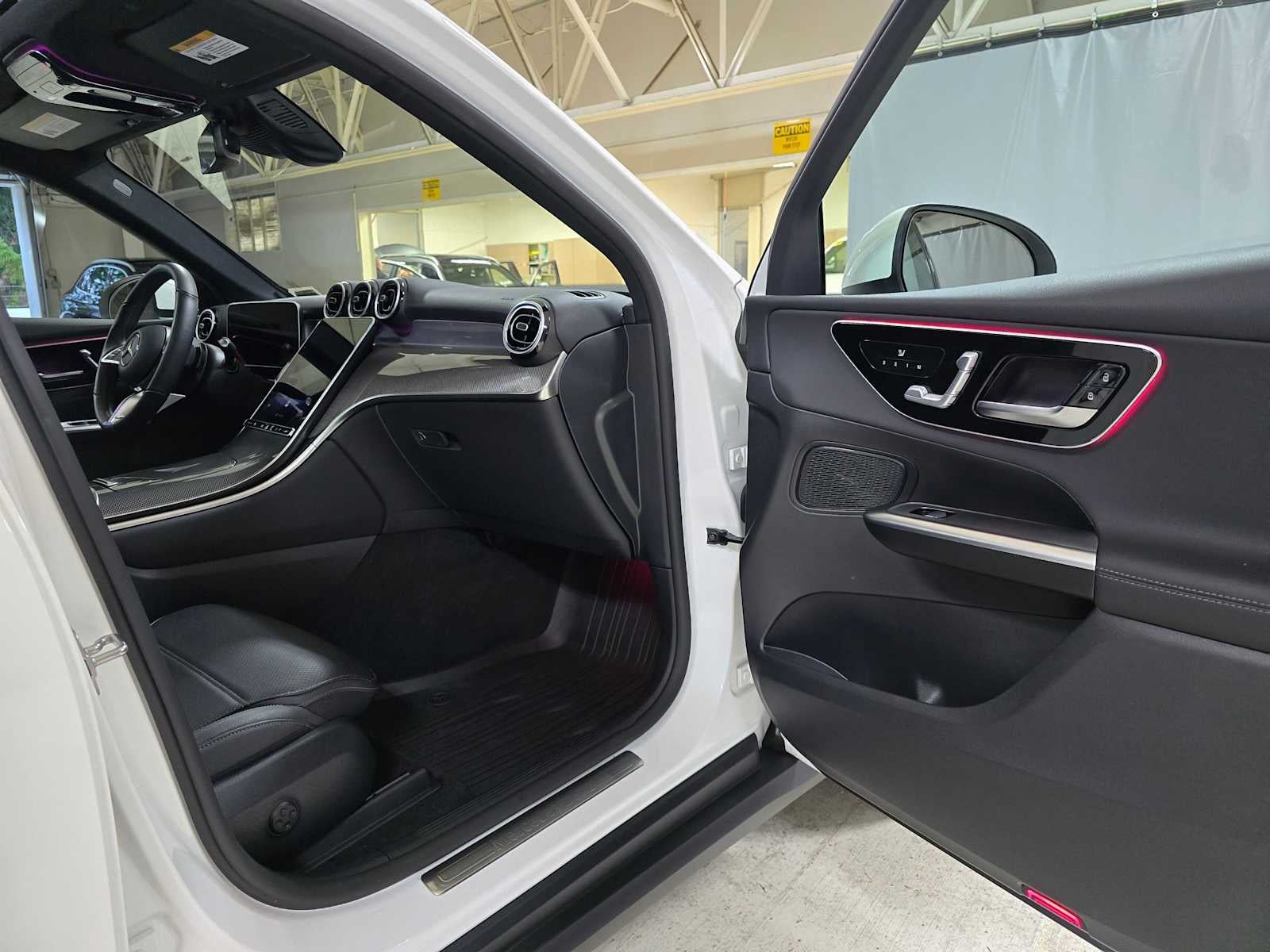 2025 Mercedes-Benz GLC GLC 300