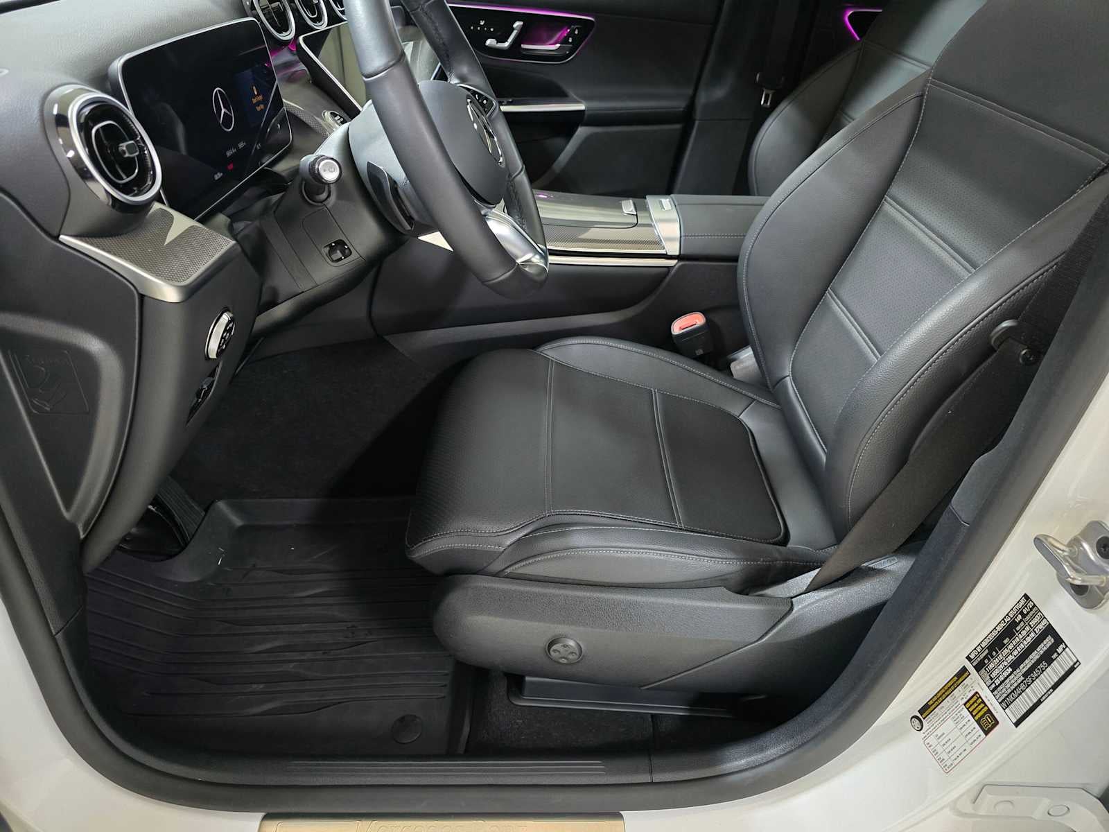 2025 Mercedes-Benz GLC GLC 300