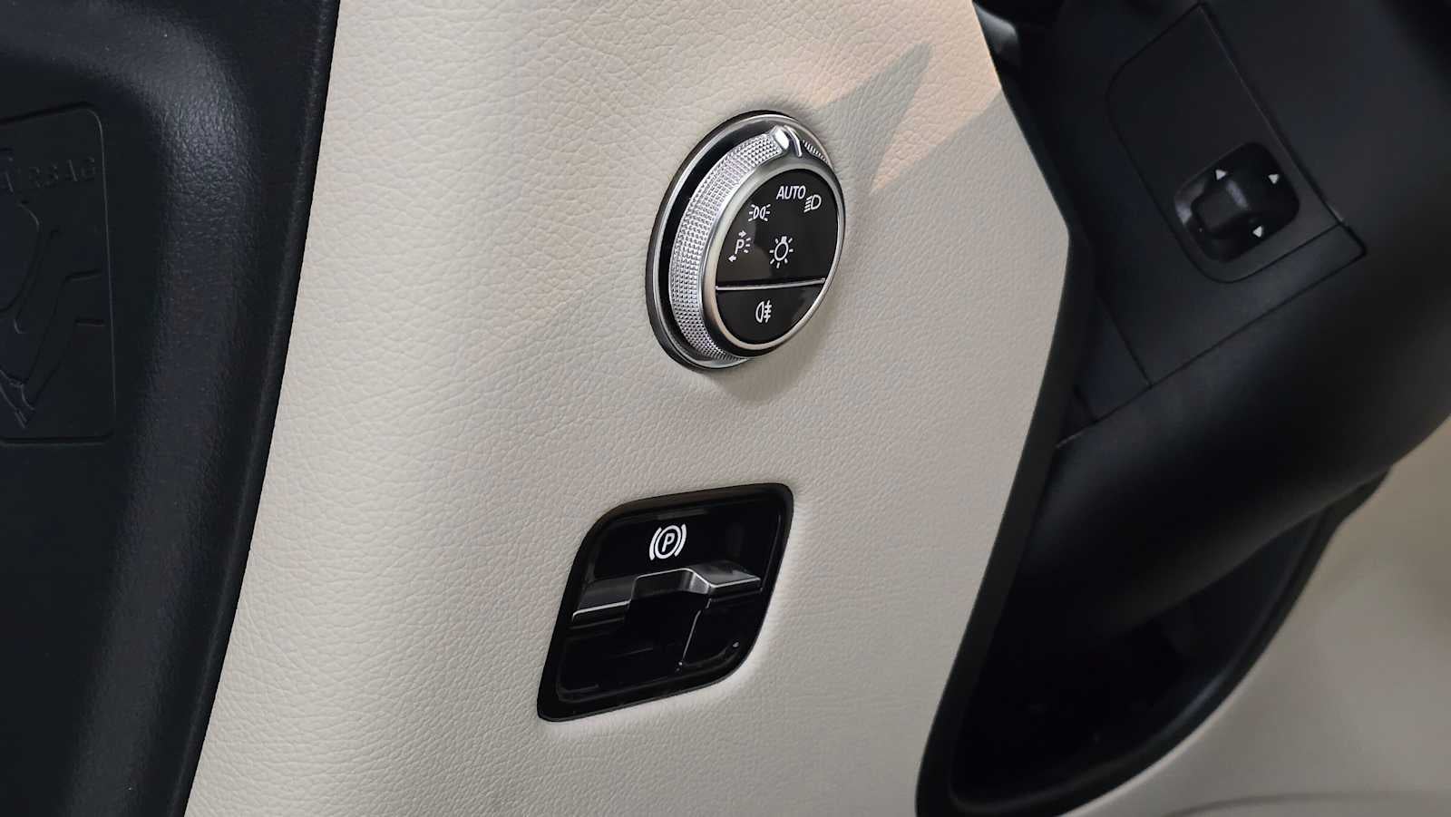 2023 Mercedes-Benz GLC 300 4MATIC® SUV