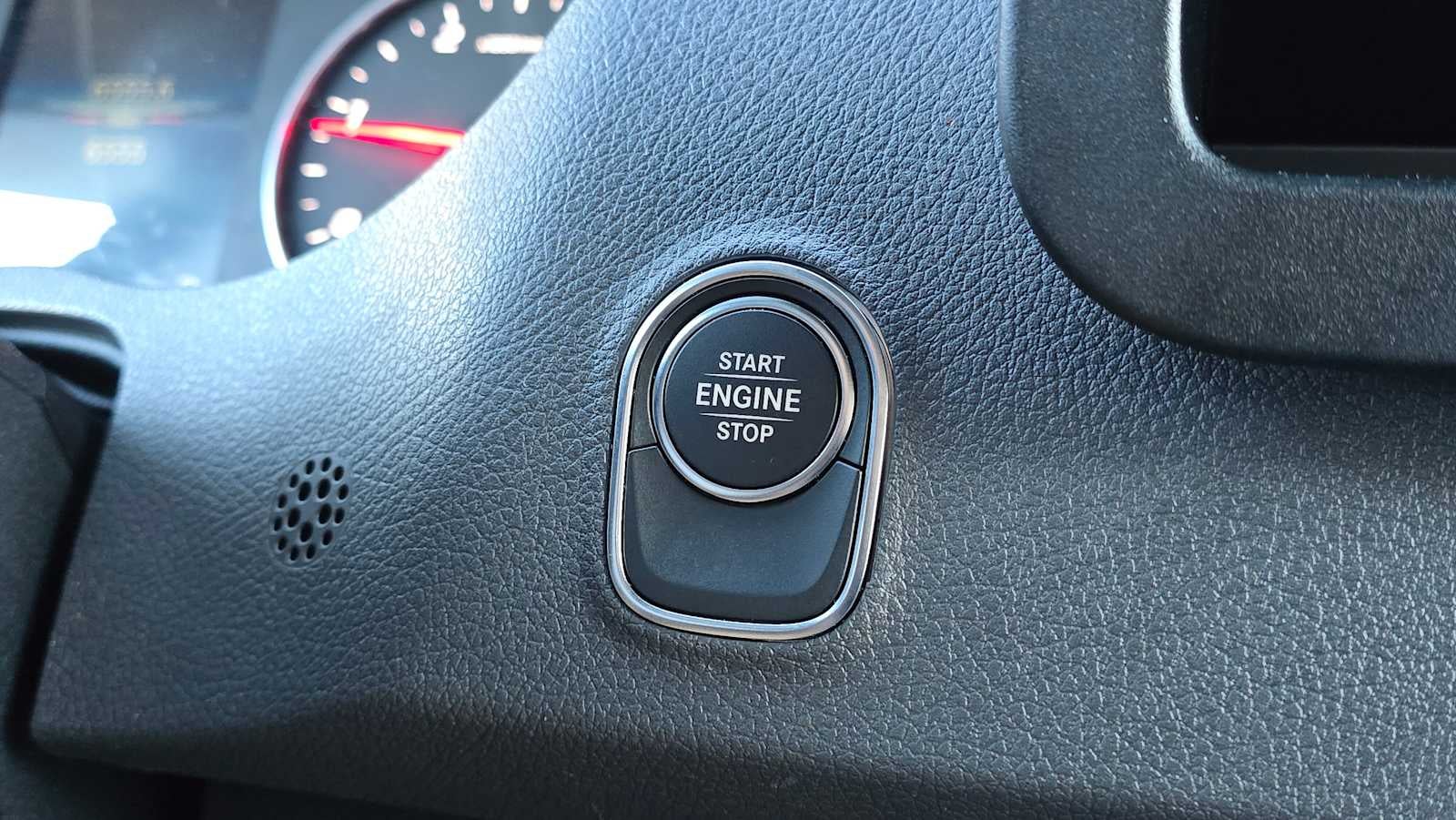 2025 Mercedes-Benz Sprinter 2500 Standard Roof I4 Diesel 144" RWD