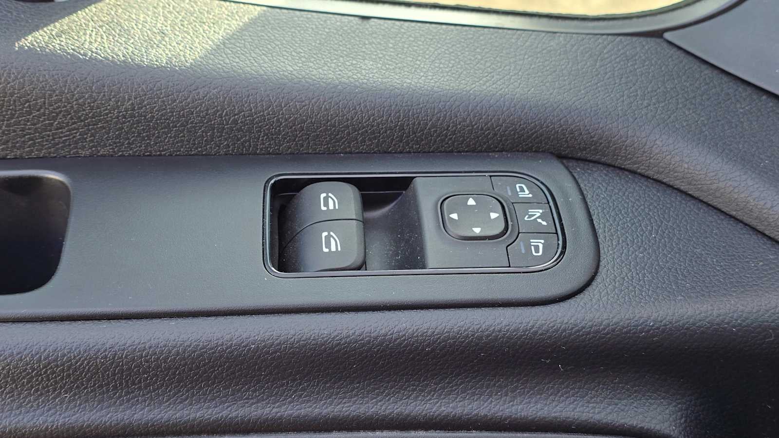 2025 Mercedes-Benz Sprinter 2500 Standard Roof I4 Diesel 144" RWD