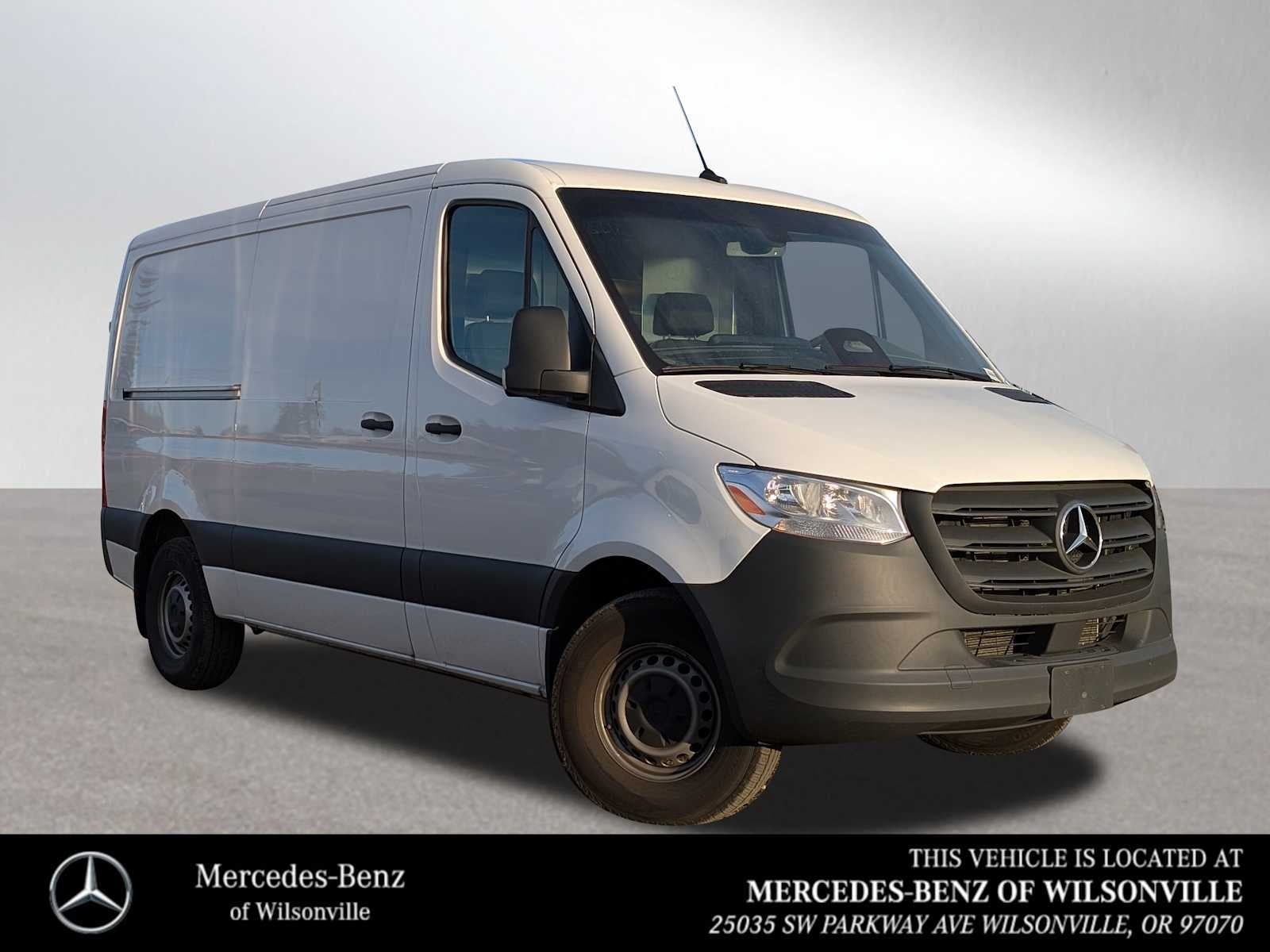 2025 Mercedes-Benz Sprinter 2500 Standard Roof I4 Diesel 144" RWD