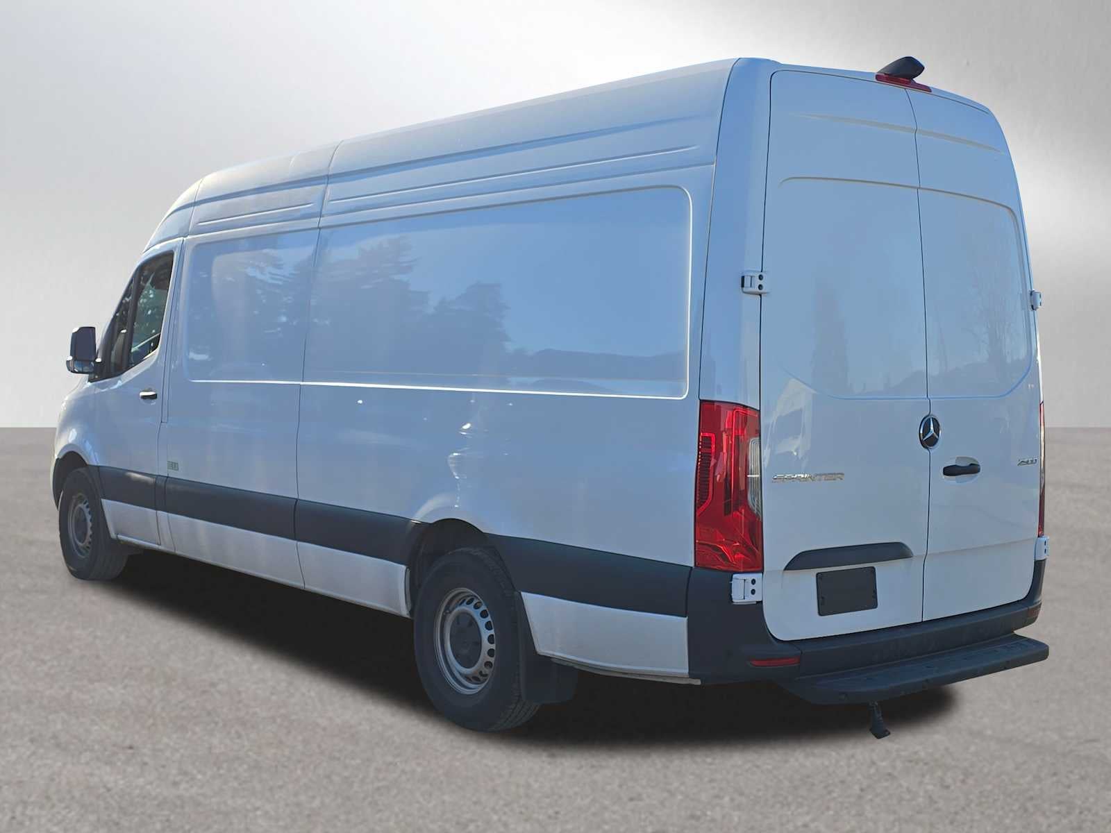 2025 Mercedes-Benz Sprinter 2500 High Roof I4 Diesel 170" RWD