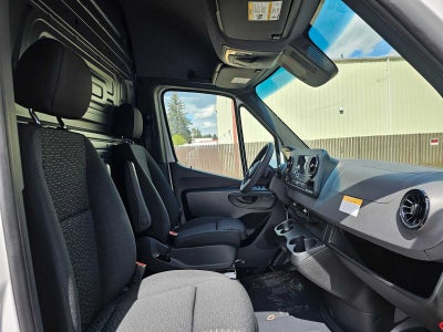 2024 Mercedes-Benz Sprinter 2500 High Roof I4 Diesel 170" RWD