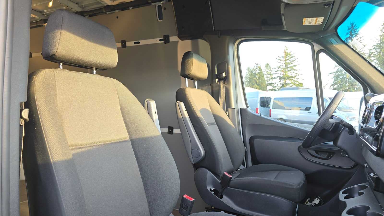 2025 Mercedes-Benz Sprinter 2500 High Roof I4 Diesel 170" RWD