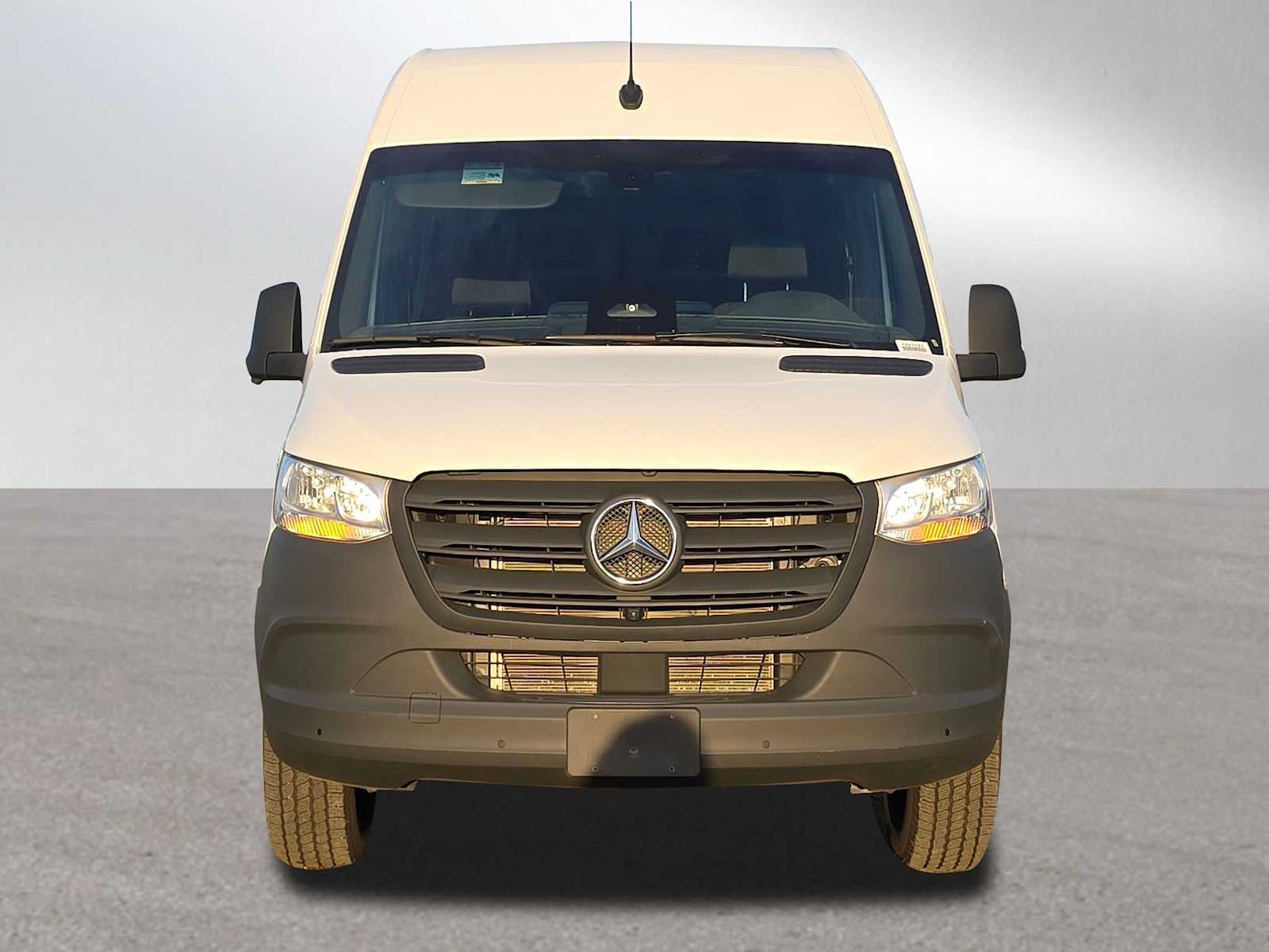 2025 Mercedes-Benz Sprinter 2500 High Roof I4 Diesel 170" RWD