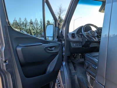 2022 Mercedes-Benz Sprinter 3500XD High Roof V6 170" Extended 4WD