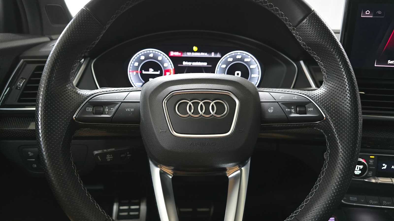 2023 Audi SQ5 Premium Plus