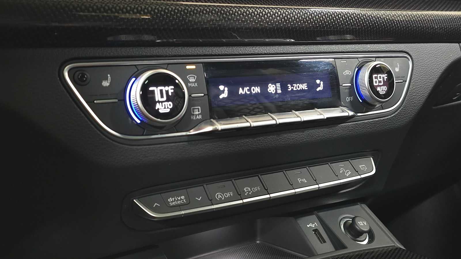 2023 Audi SQ5 Premium Plus