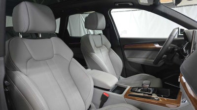 2024 Audi Q5 S line Prestige