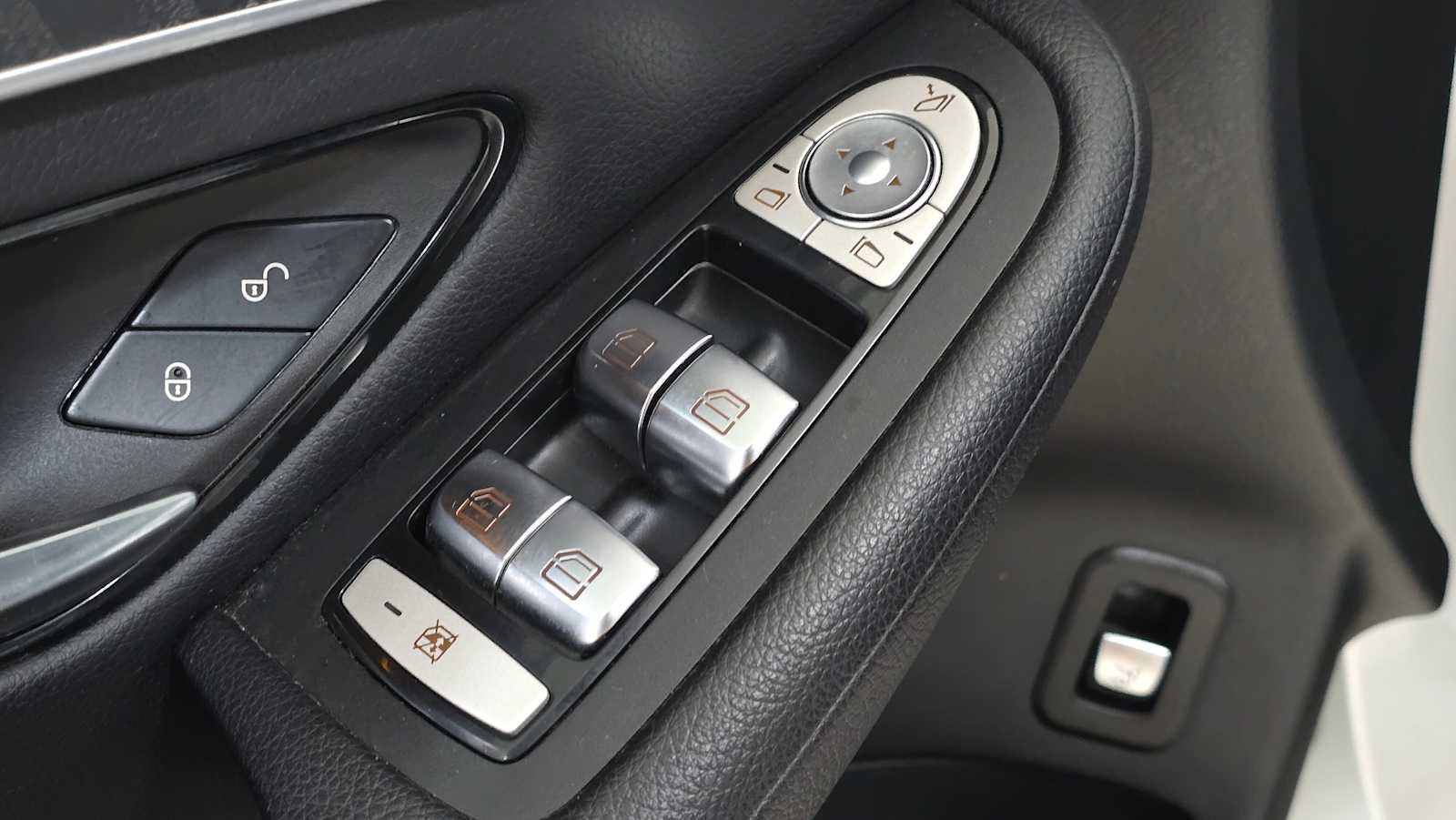 2018 Mercedes-Benz GLC 300 GLC 300