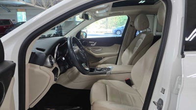 2019 Mercedes-Benz GLC 300 GLC 300