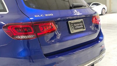 2020 Mercedes-Benz GLC 300 GLC 300