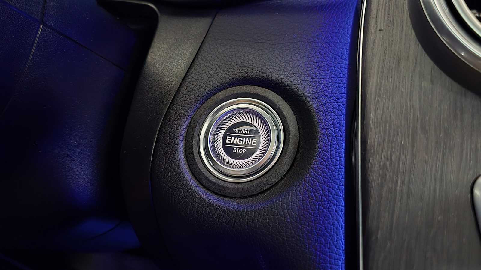 2020 Mercedes-Benz GLC 300 GLC 300