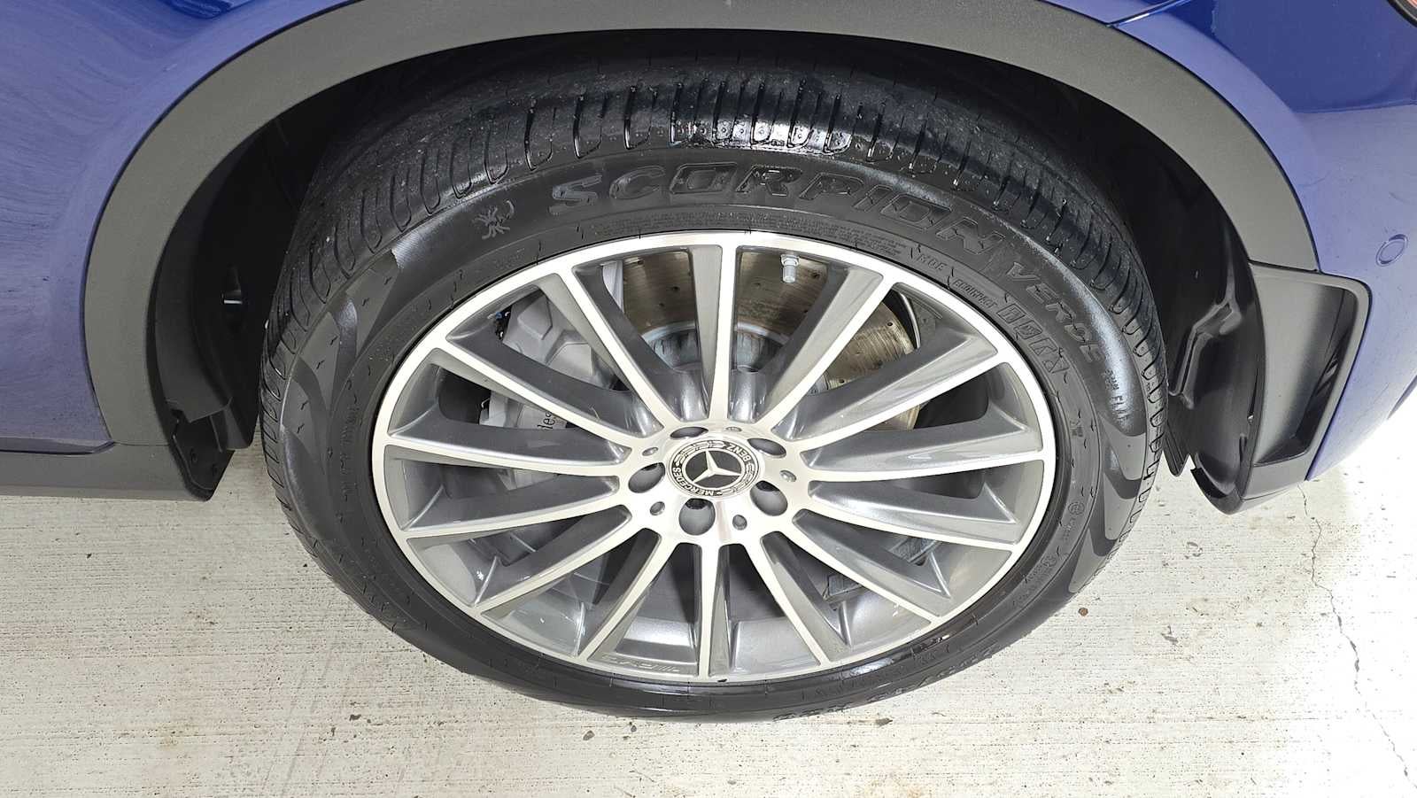 2020 Mercedes-Benz GLC 300 GLC 300