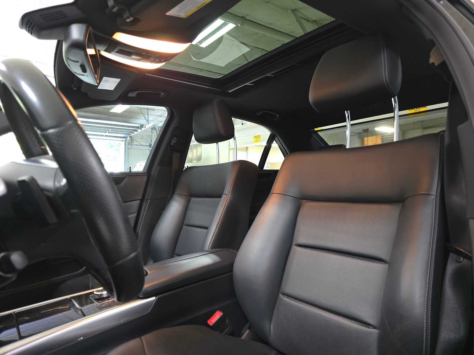 2016 Mercedes-Benz E 350 4dr Sdn RWD
