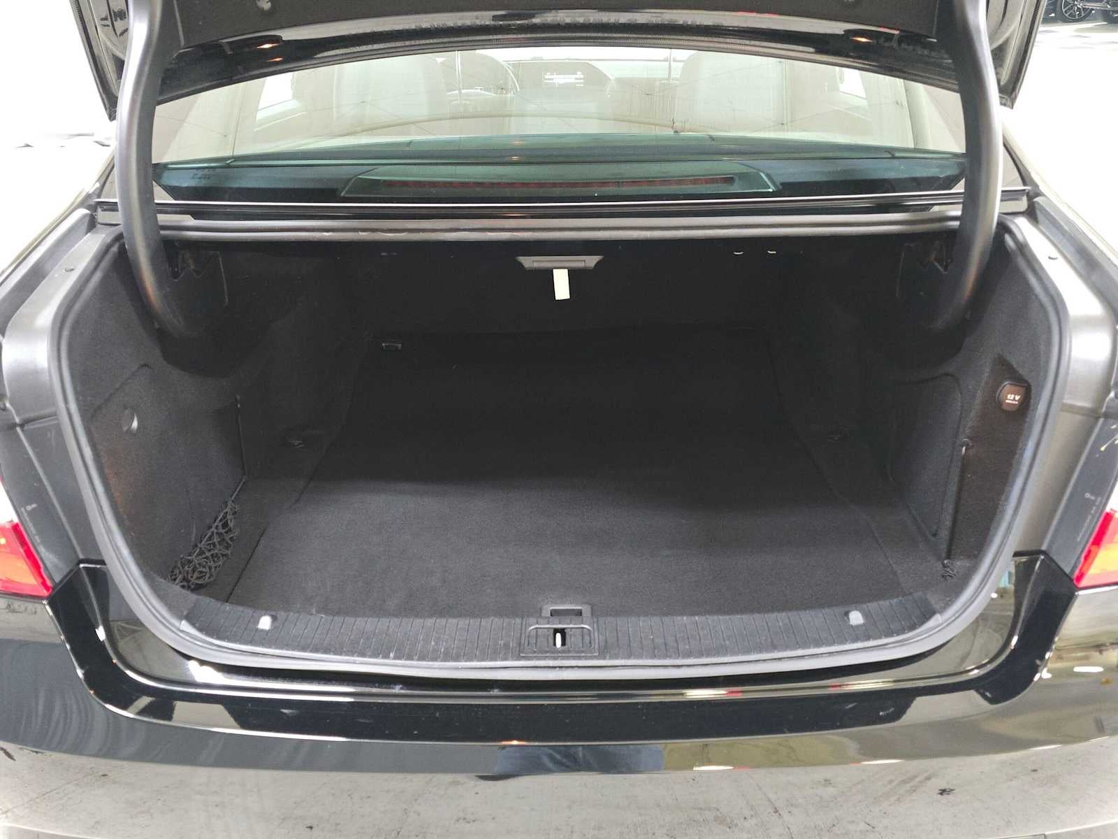 2012 Mercedes-Benz E 350 4dr Sdn RWD