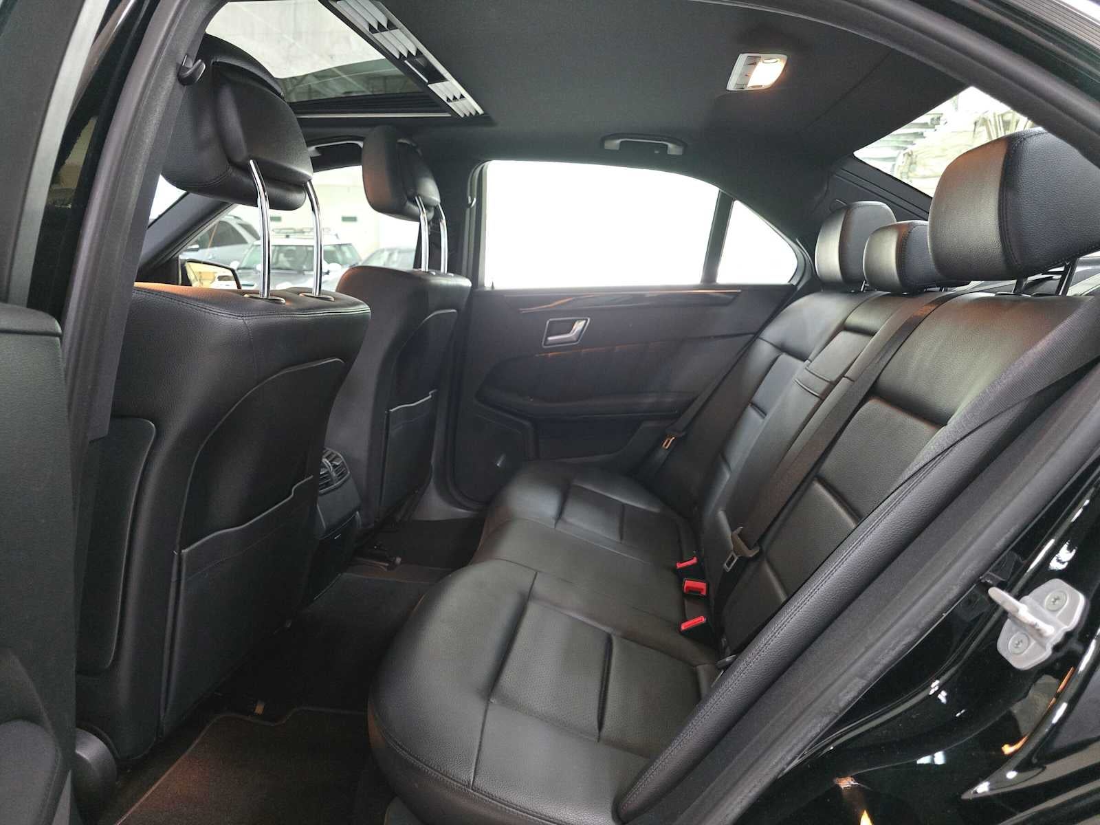 2012 Mercedes-Benz E 350 4dr Sdn RWD