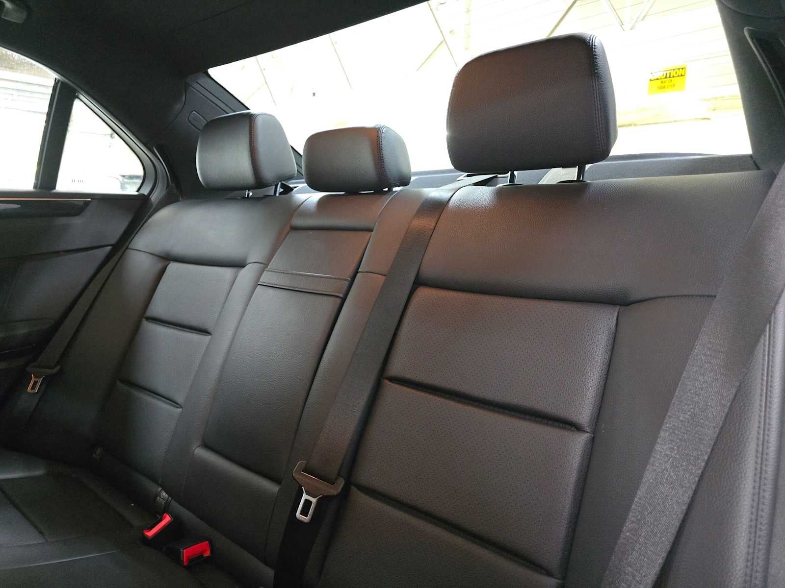 2012 Mercedes-Benz E 350 4dr Sdn RWD