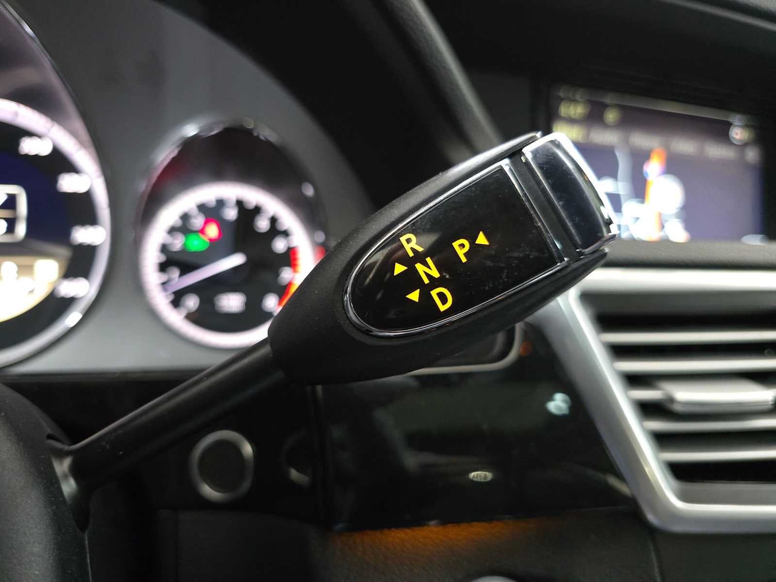 2012 Mercedes-Benz E 350 4dr Sdn RWD