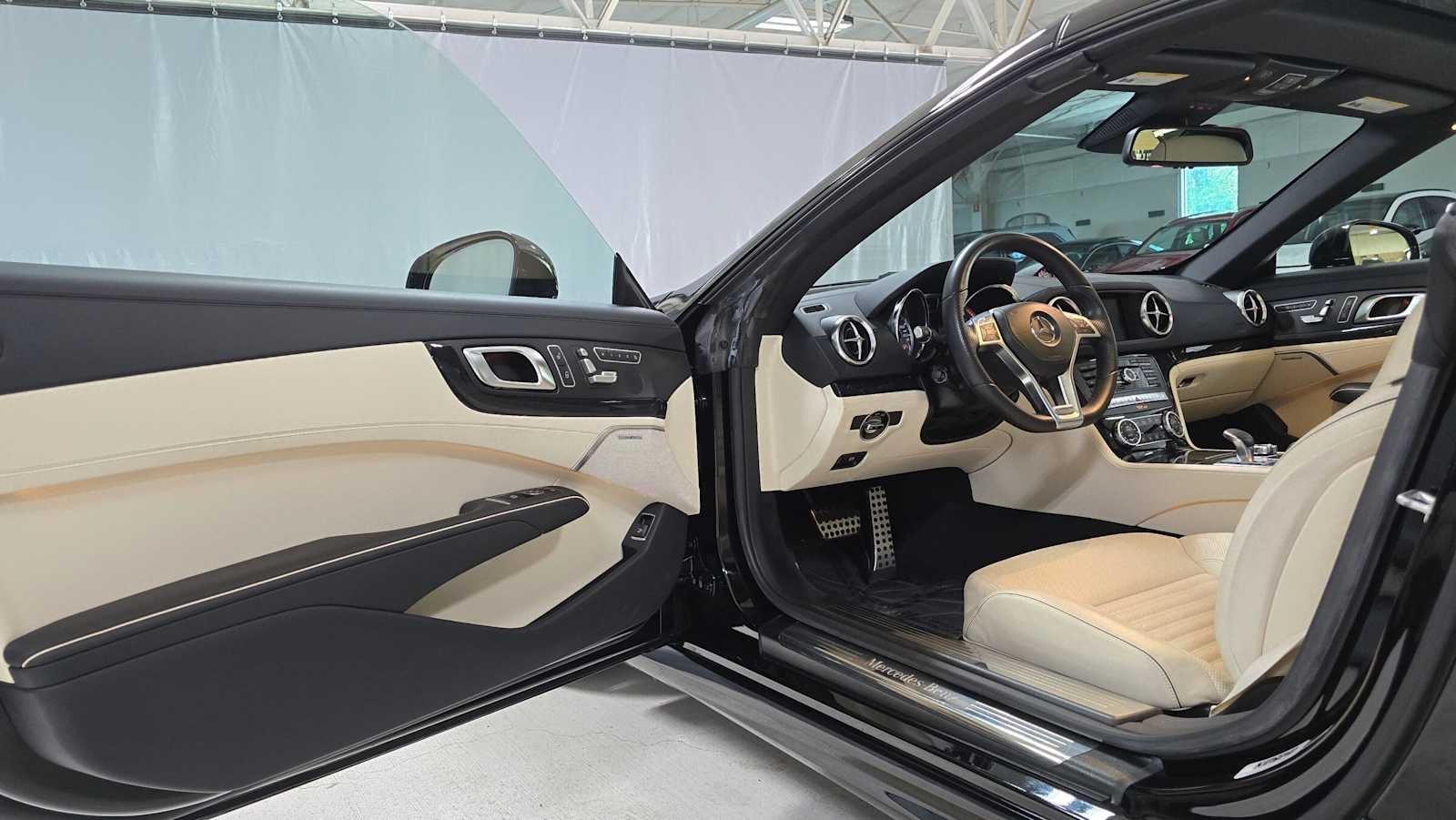 2015 Mercedes-Benz SL 400 2dr Roadster