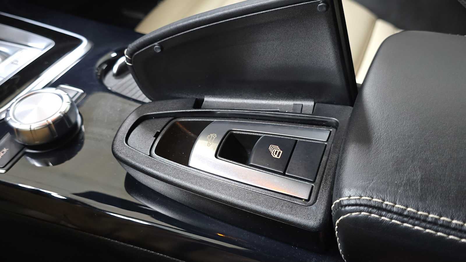 2016 Mercedes-Benz SLK SLK 300