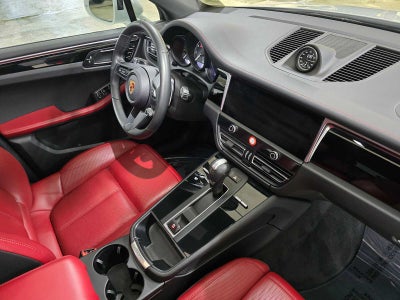 2024 Porsche Macan AWD