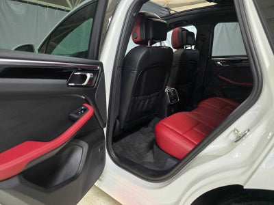 2024 Porsche Macan AWD