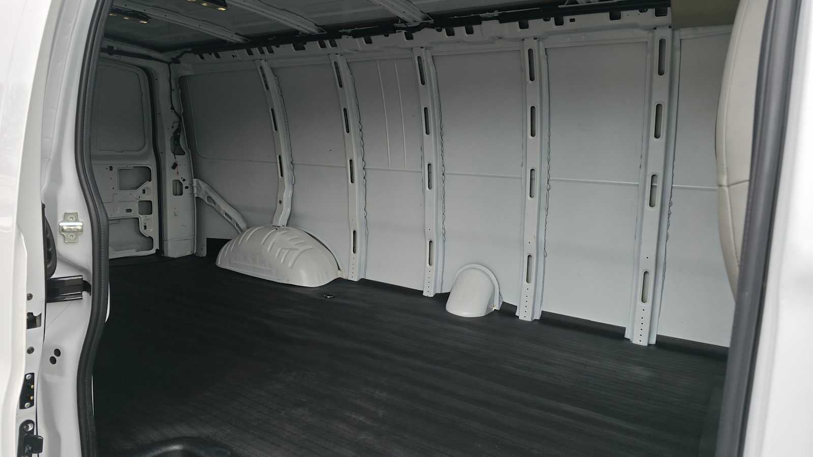 2025 Chevrolet Express Cargo Van RWD 2500 155"