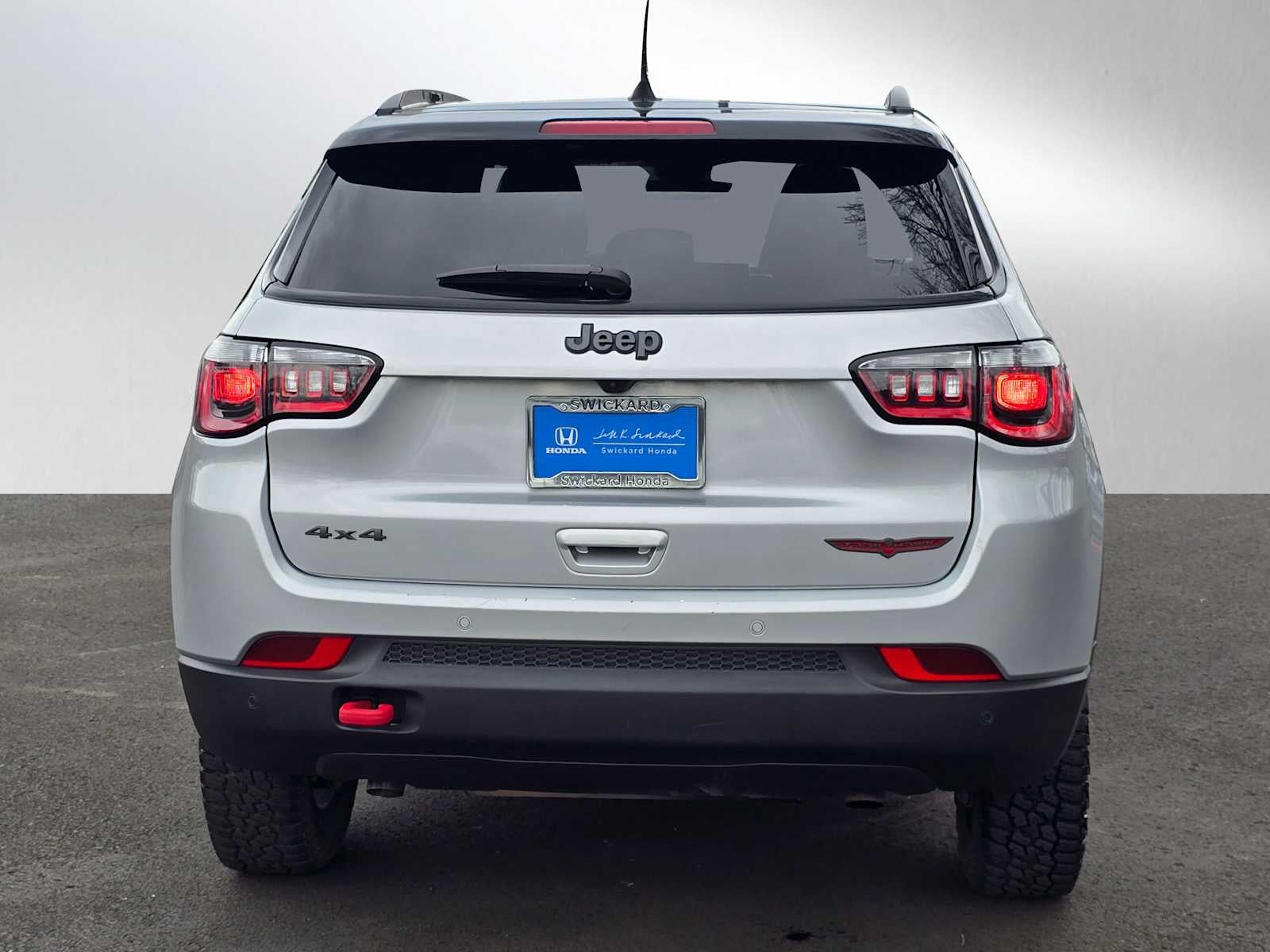 2024 Jeep Compass Trailhawk