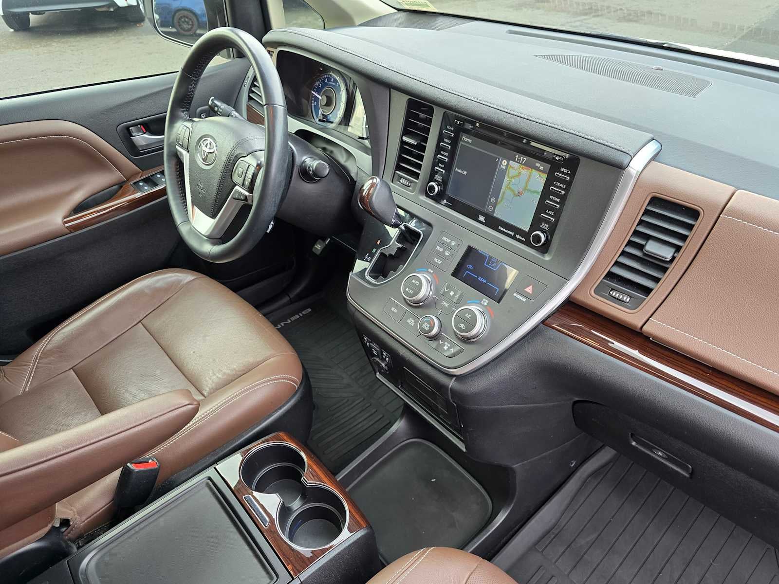 2019 Toyota Sienna Limited Premium