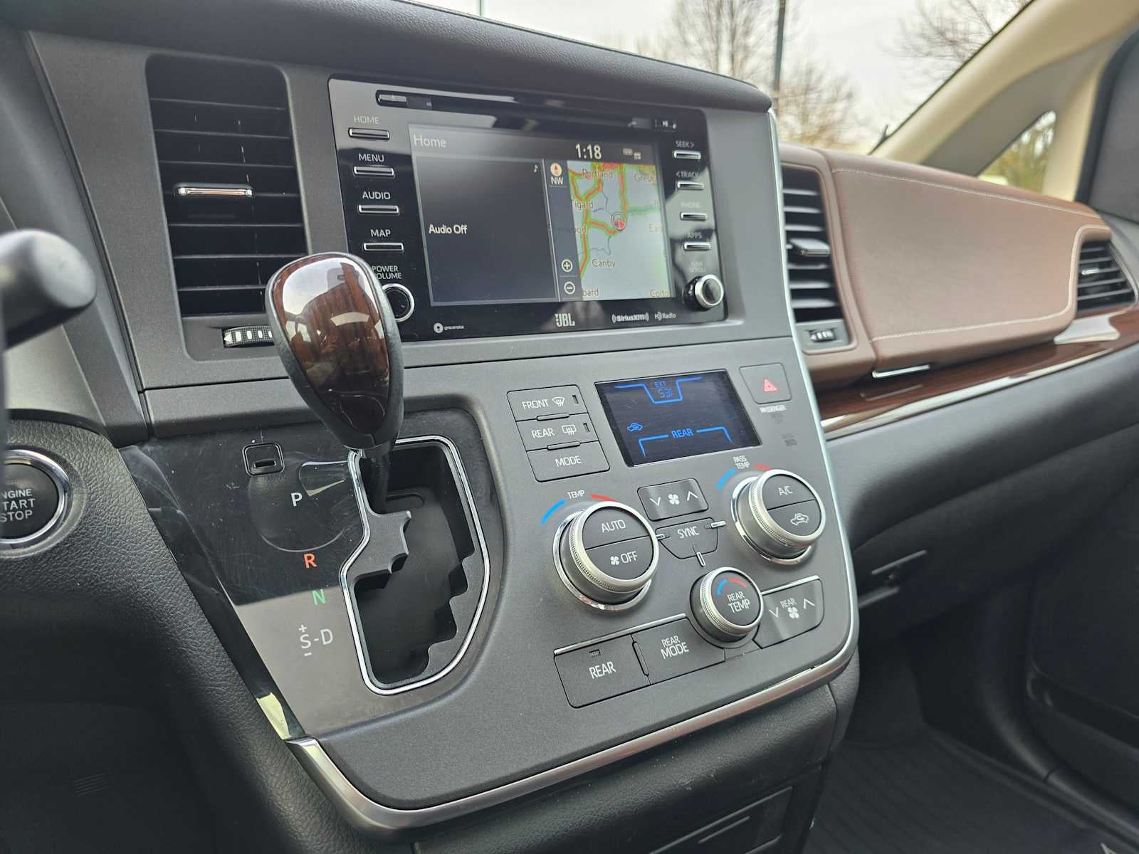 2019 Toyota Sienna Limited Premium