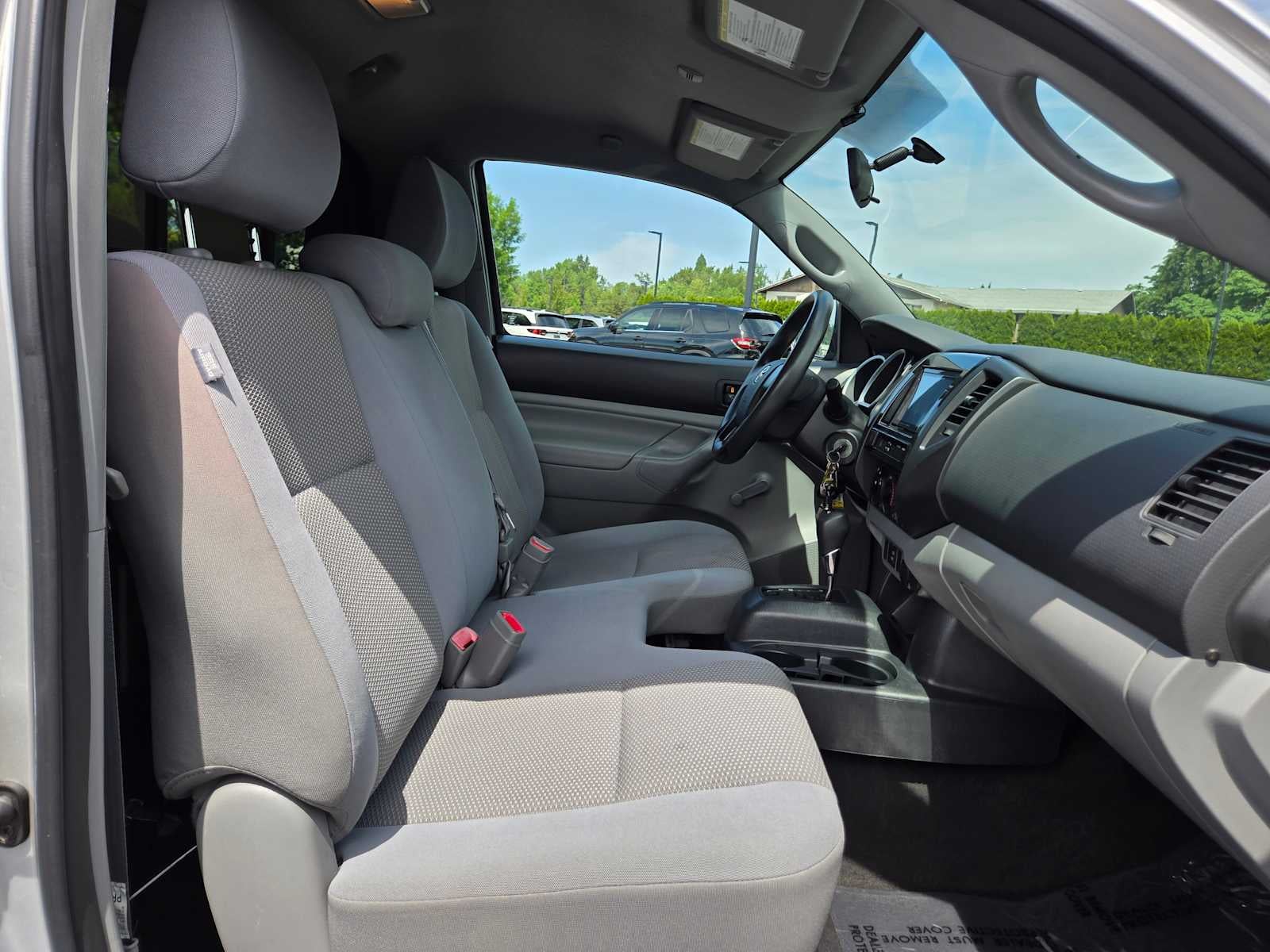 2013 Toyota Tacoma 2WD Reg Cab I4 AT (Natl)
