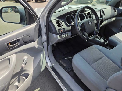 2013 Toyota Tacoma 2WD Reg Cab I4 AT (Natl)