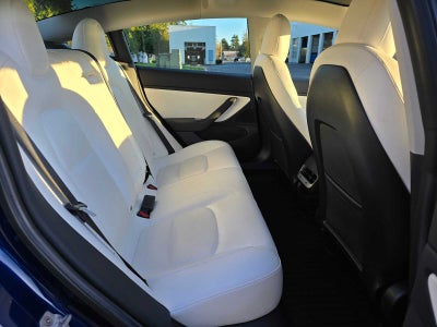 2019 Tesla Model 3 Performance