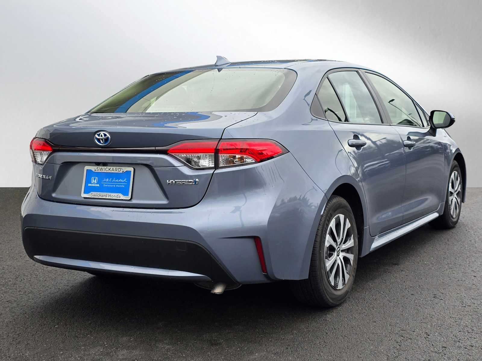 2022 Toyota Corolla Hybrid LE